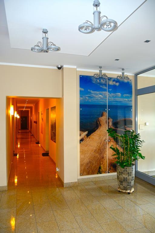 Apartament Sloneczny Brzeg Miedzyzdroje Ruang foto